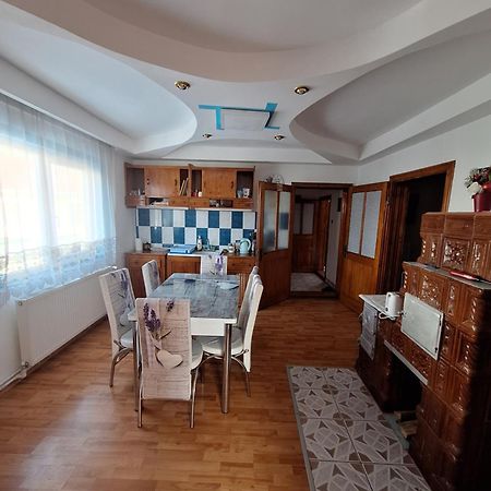 Casa Cu Lavanda Vatra Dornei Extérieur photo